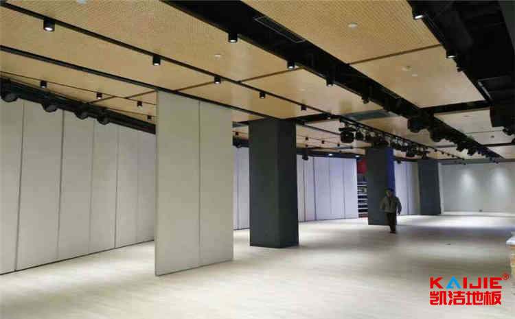 籃球場地板上海多少錢一平方